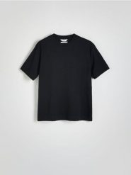 Bawełniany t-shirt boxy - czarny. Czarne t-shirty męskie Reserved, l, bez wzorów, z bawełny, bez kołnierzyka. Za 79.99 zł.