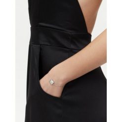 Bransoletka Guess. Szare bransoletki damskie Guess, srebrne. Za 119.99 zł.