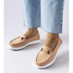 Różowe mokasyny ze skórzaną wkładką Vinceza. Czerwone mokasyny damskie . Za 155.99 zł.