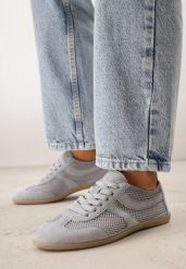 Niebieskie Sneakersy Typu Tenisówki z Siateczkowymi Wstawkami Corigoria. Niebieskie trampki i tenisówki damskie Born2be, bez wzorów, z jeansu. Za 99.99 zł.