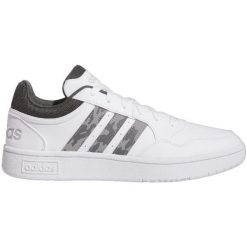 Buty adidas Hoops 3.0 ID1115 białe. Białe buty sportowe na co dzień męskie ze skóry, bez zapięcia. Za 386.23 zł.