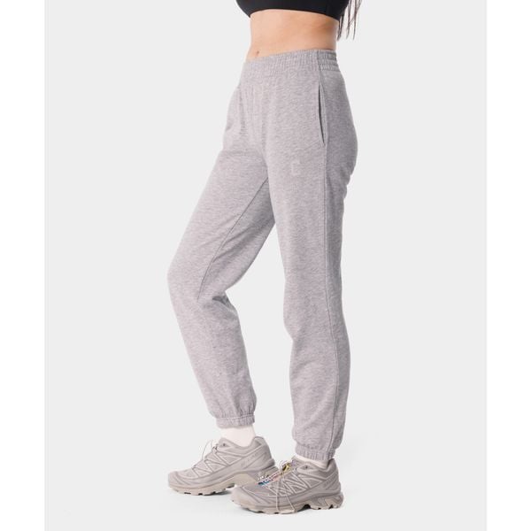 Spodnie dresowe sportowe dla kobiet Carpatree Varsity Chic. Szare spodnie dresowe damskie Carpatree, z dresówki, na fitness i siłownię. W wyprzedaży za 199.99 zł.