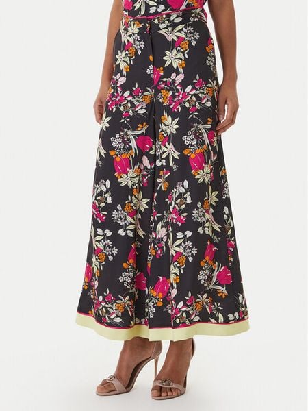 Simona Corsellini Spodnie materiałowe P26CPPG00301 Czarny Regular Fit. Czarne spodnie materiałowe damskie SIMONA CORSELLINI, bez wzorów, z materiału. Za 1,339.00 zł.