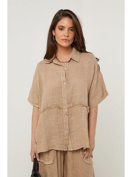 Rodier Lin Lniana koszula w kolorze karmelowym rozmiar: S/M. Brązowe koszule damskie Rodier Lin, m, bez wzorów, ze lnu, bez kołnierzyka, bez ramiączek. Za 121.80 zł.