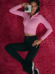 4F Legginsy dzianinowe damskie - czarne S. Czarne legginsy damskie 4f, s, bez wzorów, z dzianiny. Za 149.99 zł.
