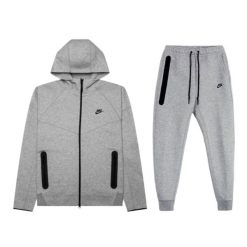 Bluza sportowa męska Nike FB7921063. Szare bluzy sportowe męskie Nike, bez wzorów, sportowe, bez kołnierzyka, bez ramiączek. Za 626.00 zł.