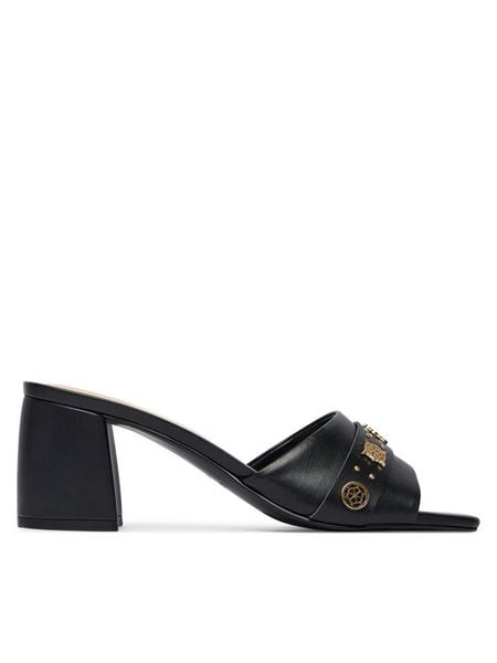 Guess Klapki FLJGAU ELE03 Czarny. Czarne klapki damskie Guess, z aplikacjami, ze skóry, bez obcasa. Za 549.99 zł.