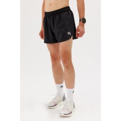 Męskie spodenki biegowe Rough Radical Ultimate Shorts. Czarne szorty męskie ROUGH RADICAL, bez kołnierzyka. W wyprzedaży za 83.99 zł.