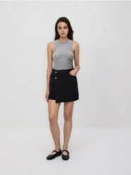 Jeansowe spódnico-szorty - szary. Szare szorty damskie Reserved, bez wzorów, z bawełny. Za 99.99 zł.