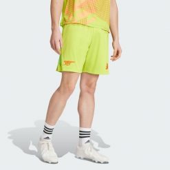 Szorty Arsenal 24/25 Goalkeeper. Żółte szorty męskie Adidas, z materiału, bez kołnierzyka. Za 199.00 zł.