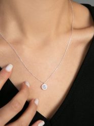 Heliophilia Srebrny naszyjnik z zawieszką - dł. 43 cm rozmiar: onesize. Szare naszyjniki damskie Heliophilia, srebrne. Za 117.73 zł.