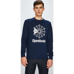 Reebok Classic - Bluza. Niebieskie bluzy bez kaptura męskie Reebok Classic, l, z bawełny. Za 199.90 zł.