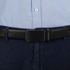 Pasek męski skórzany 3,5 cm klamra automatyczna Beltimore czarny 02-554 : Kolory - czarny, Rozmiar pasków - r.110-125 cm. Czarne paski męskie bez wzorów, ze skóry, wizytowe. Za 64.99 zł.