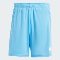 Szorty treningowe męskie adidas Train Essentials. Czerwone szorty sportowe męskie Adidas, m, z materiału, na fitness i siłownię. Za 79.50 zł.