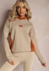 Beżowa Bluza z Bawełny z Ozdobną Naszywką z Misiem i Polarowym Kapturem Hecatia. Brązowe bluzy z kapturem damskie Renee, z bawełny. Za 99.99 zł.