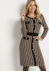 Czarno-Beżowa Elegancka Sukienka z Dzianiny z Wiskozą we Wzór w Pipetkę Delciel. Czarne sukienki damskie Born2be, s, z aplikacjami, z dzianiny, eleganckie, bez kołnierzyka, bez ramiączek. W wyprzedaży za 95.99 zł.
