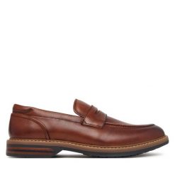 Półbuty Clarks. Brązowe półbuty męskie Clarks, bez zapięcia. Za 479.99 zł.