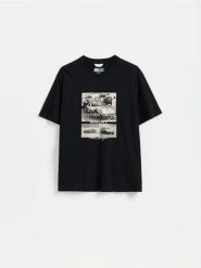 T-shirt Shelby - czarny. Czarne t-shirty męskie Reserved, l, bez wzorów, z bawełny, bez kołnierzyka. Za 79.99 zł.