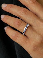 OR Carats Złoty pierścionek z kamieniami szlachetnymi rozmiar: 52. Niebieskie pierścionki damskie OR Carats, z szafirem, złote. Za 1,043.99 zł.