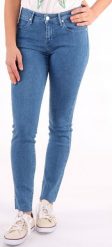 WRANGLER SLIM CROP DAMSKIE SPODNIE JEANSOWE RETRO ACTION W248GU124 112127961. Spodnie materiałowe damskie Wrangler, bez wzorów, z jeansu, retro. W wyprzedaży za 89.99 zł.