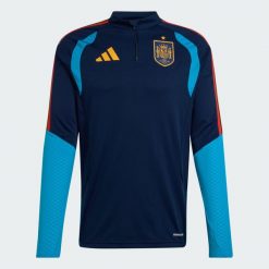 Koszulka treningowa Hiszpania 26 Tiro. Niebieskie t-shirty sportowe męskie Adidas, xl, z dresówki, bez ramiączek, na fitness i siłownię. Za 329.00 zł.