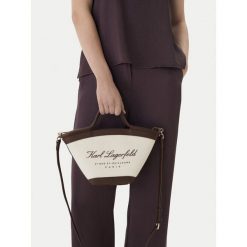 Torebka KARL LAGERFELD. Białe torebki klasyczne damskie Karl Lagerfeld, bez wzorów, bez dodatków. Za 584.99 zł.