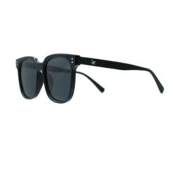 Okulary przeciwsłoneczne unisex – polaryzacyjne / UV400 (czarne). Czarne okulary przeciwsłoneczne damskie SURF MONKEY. Za 179.95 zł.