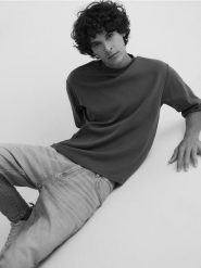 Jeansy carrot slim - niebieski. Niebieskie jeansy męskie Reserved. W wyprzedaży za 69.99 zł.