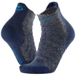 Skarpety trekkingowe dla doroslych Therm-ic Trekking UltraCool Linen Ankle. Niebieskie skarpetki damskie THERM-IC, bez wzorów, z elastanu. Za 120.00 zł.