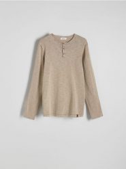Sweter z bawełny - beżowy. Brązowe swetry męskie Reserved, l, bez wzorów, z bawełny, bez kołnierzyka. W wyprzedaży za 49.99 zł.