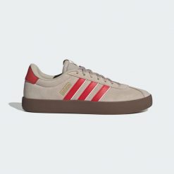 Buty VL Court 3.0. Białe buty fitness męskie Adidas, na fitness i siłownię. W wyprzedaży za 289.75 zł.
