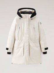 Woolrich Parka "Harveys" w kolorze kremowym rozmiar: M. Brązowe parki damskie Woolrich, m, bez wzorów. Za 1,910.85 zł.