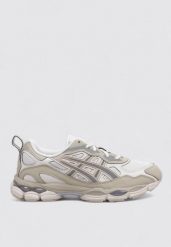 Buty trekkingowe Asics GEL-NYC RGD Białe. Białe obuwie trekkingowe damskie Asics. Za 701.45 zł.
