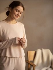 Piżama dwuczęściowa z melanżowej dzianiny - beżowy. Brązowe piżamy damskie Sinsay, l, bez wzorów, z dzianiny, bez ramiączek. Za 59.99 zł.