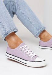 Fioletowe Trampki Jazlyn. Fioletowe trampki i tenisówki damskie Born2be, z aplikacjami, z kauczuku, przed kostkę. Za 54.99 zł.