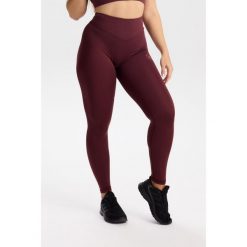 Damskie legginsy sportowe fitness Rough Radical Pure Flow Long. Czarne legginsy damskie ROUGH RADICAL, l, bez wzorów. W wyprzedaży za 135.92 zł.