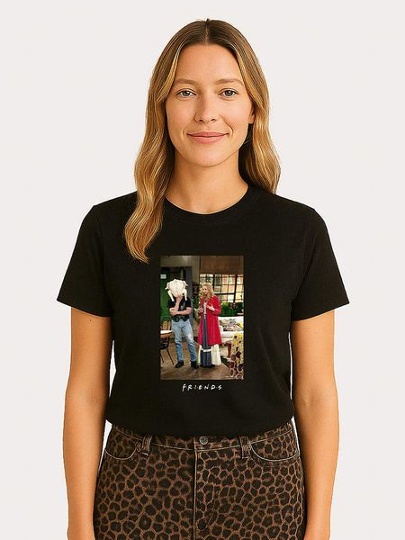 WOOOP Koszulka "Friends Joey Turkey Head" w kolorze czarnym rozmiar: L. Czarne bluzki damskie Wooop, l, bez wzorów, z bawełny, bez kołnierzyka. Za 56.99 zł.