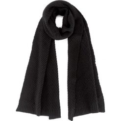Szal CALVIN KLEIN - Ck Twist Scarf K60K603742 001. Czarne szaliki i kominy damskie CALVIN KLEIN, bez wzorów, z materiału. W wyprzedaży za 179.00 zł.