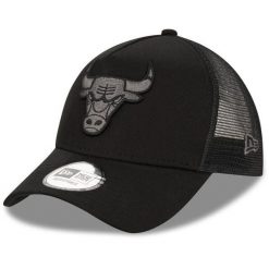 Czapka Trucker New Era NBA Chicago Bulls. Czarne czapki męskie New Era, bez wzorów, z bawełny. Za 140.55 zł.