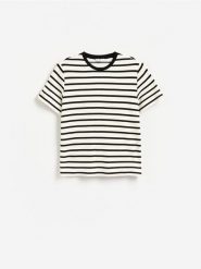 T-shirt z wiskozą - wielobarwny. T-shirty damskie Reserved, l, bez wzorów, z dzianiny, bez kołnierzyka. Za 79.99 zł.
