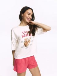 Dwuczęściowa piżama z nadrukiem - intensywny róż. Czerwone piżamy damskie Reserved, l, bez wzorów, z bawełny, bez ramiączek. Za 79.99 zł.