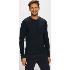 Jack & Jones - Sweter. Niebieskie swetry męskie Jack & Jones, m, bez wzorów, z bawełny, bez kołnierzyka. W wyprzedaży za 69.90 zł.