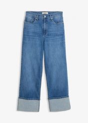Dżinsy straight, high waist z podwiniętymi nogawkami. Niebieskie jeansy damskie bonprix, z podwyższonym stanem. Za 219.99 zł.