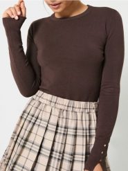 Sweter z ozdobnymi guzikami - brązowy. Brązowe swetry klasyczne damskie Sinsay, l, bez kołnierzyka. Za 35.99 zł.