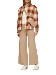 S.Oliver Spodnie - Comfort fit - w kolorze beżowym rozmiar: 42. Brązowe spodnie materiałowe damskie S.Oliver, bez wzorów, z materiału, z podwyższonym stanem. Za 130.99 zł.