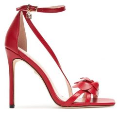 Sandały Marciano Guess. Czerwone sandały damskie Marciano Guess, z aplikacjami, bez obcasa, na szpilce. Za 1,039.00 zł.