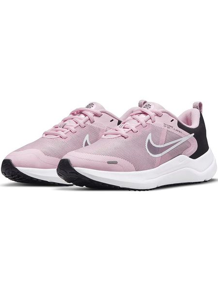 Nike Buty "Downshifter 12" w kolorze jasnoróżowym do biegania rozmiar: 38. Różowe obuwie do biegania damskie Nike. Za 165.71 zł.