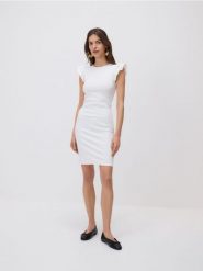 Bawełniana sukienka midi - biały. Białe sukienki damskie Reserved, l, bez wzorów, z bawełny, bez kołnierzyka, bez ramiączek, midi, dopasowane. Za 89.99 zł.