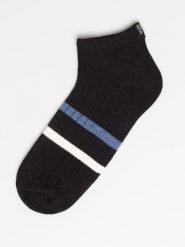 BIG STAR Skarpety w kolorze czarnym rozmiar: 39-42. Czarne skarpetki męskie Big Star, bez wzorów, ze splotem. Za 19.99 zł.