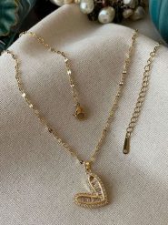 Luseera Pozłacany naszyjnik z zawieszką - dł. 45 cm rozmiar: onesize. Żółte naszyjniki damskie Luseera, pozłacane. Za 39.99 zł.